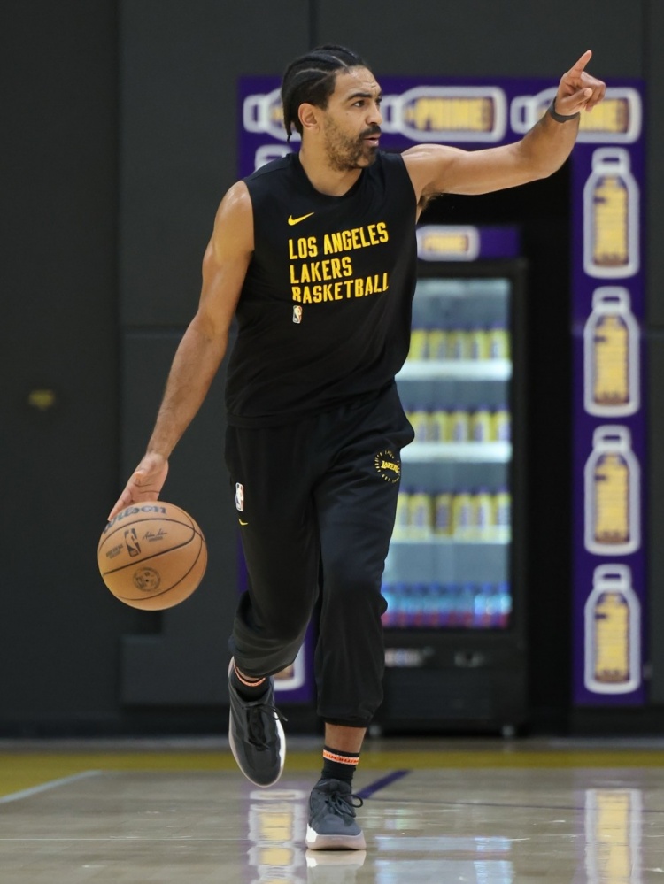 文森特晒训练照 并引用孙子名言：在混乱中也有机会