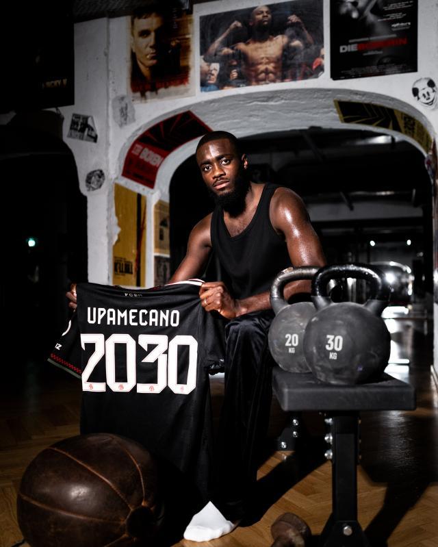 kaiyun-顶级薪资留住顶级中卫，于帕续约印证拜仁霸主地位